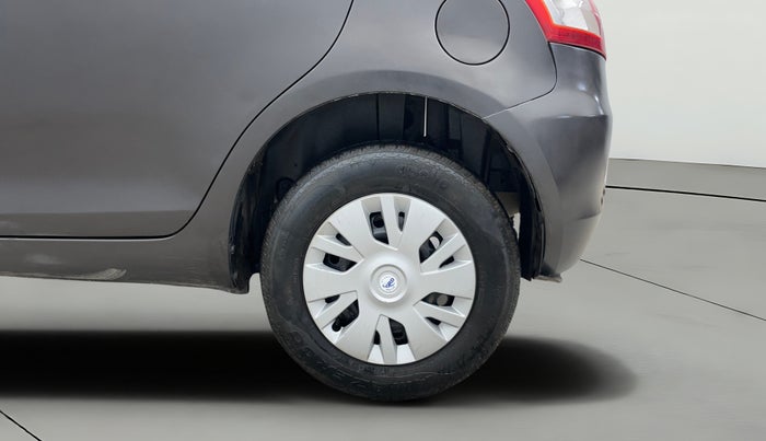 2015 Maruti Swift VXI, Petrol, Manual, 28,712 km, Left Rear Wheel
