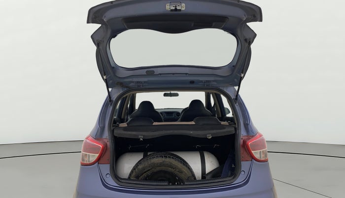 2017 Hyundai Grand i10 SPORTZ 1.2 KAPPA VTVT, CNG, Manual, 51,423 km, Boot Door Open