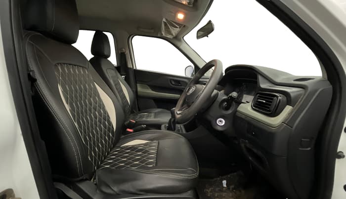 2022 Tata PUNCH ADVENTURE MT, Petrol, Manual, 23,927 km, Right Side Front Door Cabin