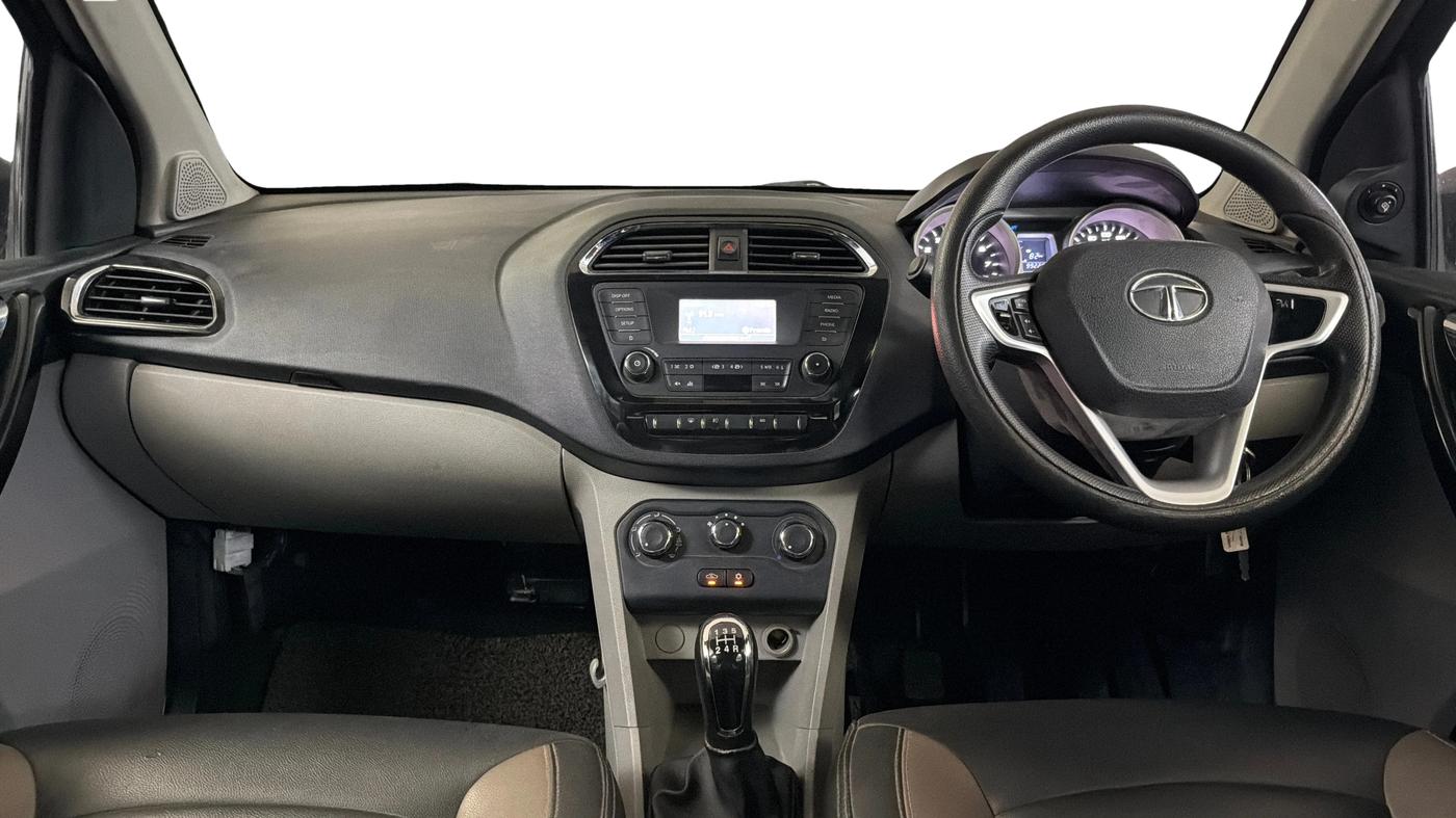 2017 Tata Tiago XZ PETROL, Petrol, Manual, 99,228 km, Dashboard