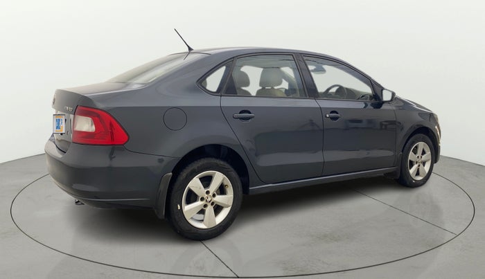 2016 Skoda Rapid 1.6 MPI STYLE PLUS AT, Petrol, Automatic, 87,383 km, Right Back Diagonal