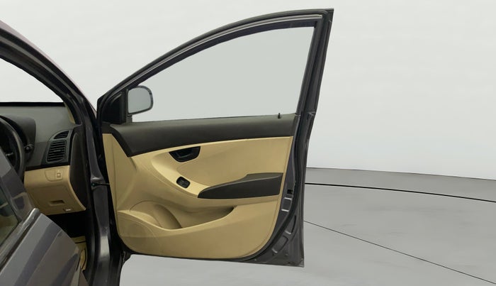 2016 Hyundai Eon ERA +, Petrol, Manual, 1,04,823 km, RHS Front Door