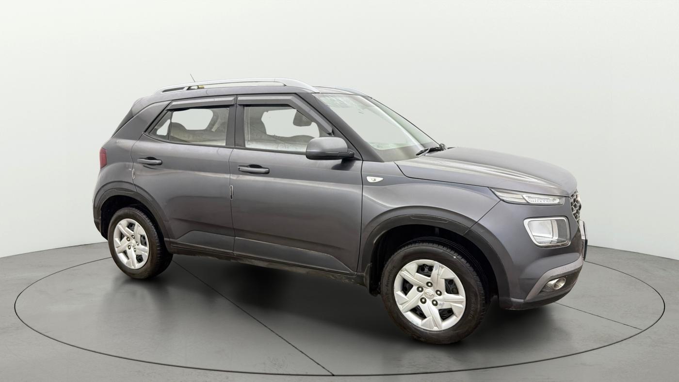 2021 Hyundai VENUE S 1.2, Petrol, Manual, 89,300 km, Right Front Diagonal