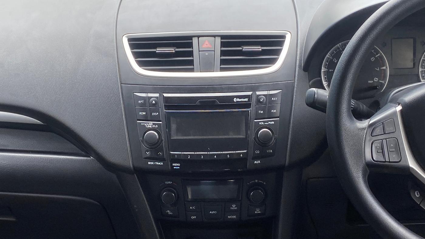 2015 Maruti Swift ZXI, Petrol, Manual, 54,581 km, Air Conditioner