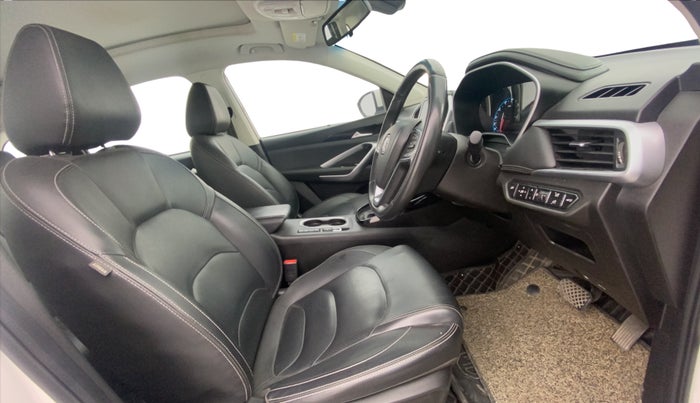 2020 MG HECTOR SHARP 1.5 DCT PETROL, Petrol, Automatic, 78,178 km, Right Side Front Door Cabin