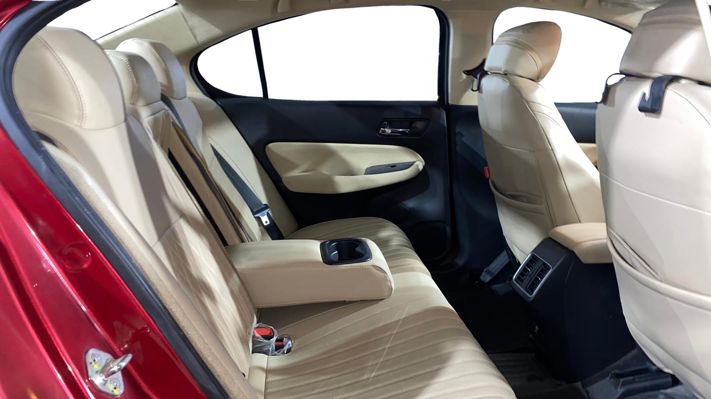 2020 Honda City 1.5L I-VTEC V CVT 5TH GEN, Petrol, Automatic, 32,048 km, Right Side Rear Door Cabin
