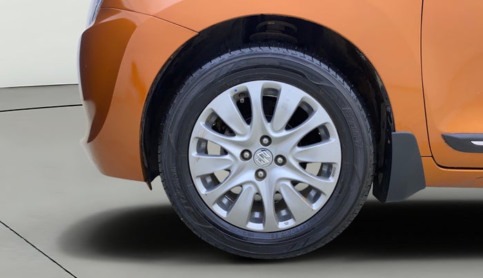 2017 Maruti Baleno ALPHA PETROL 1.2, Petrol, Manual, 1,04,076 km, Left Front Wheel