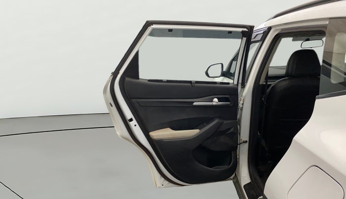 2022 KIA SELTOS HTK PLUS 1.5 IMT, Petrol, Manual, 68,922 km, LHS Rear Door