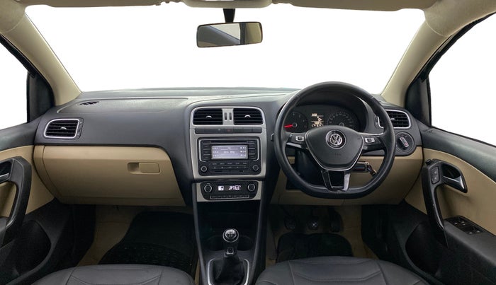 2015 Volkswagen Polo HIGHLINE1.2L, Petrol, Manual, 53,391 km, Dashboard