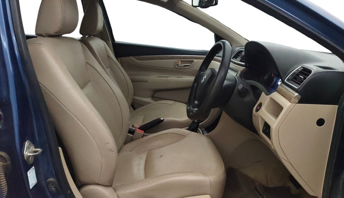 2020 Maruti Ciaz ALPHA  AT 1.5 SHVS PETROL, Petrol, Automatic, 81,801 km, Right Side Front Door Cabin