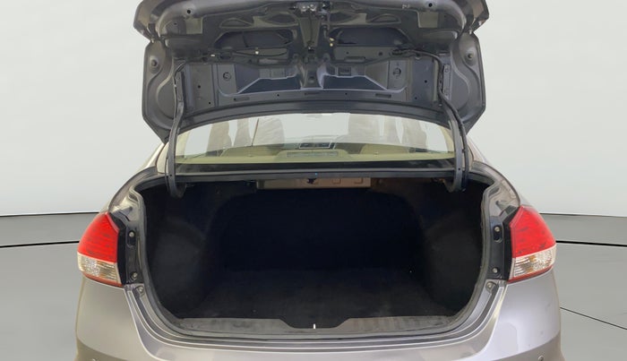 2017 Maruti Ciaz ZXI+, Petrol, Manual, 40,334 km, Boot Open Zoomed View