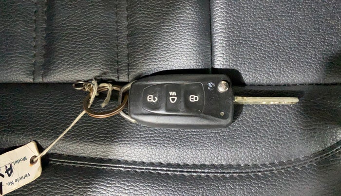 2021 Tata ALTROZ XE PLUS DIESEL, Diesel, Manual, 87,187 km, Key Close Up