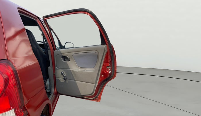 2013 Maruti Alto K10 VXI, Petrol, Manual, 1,07,475 km, RHS Rear Door