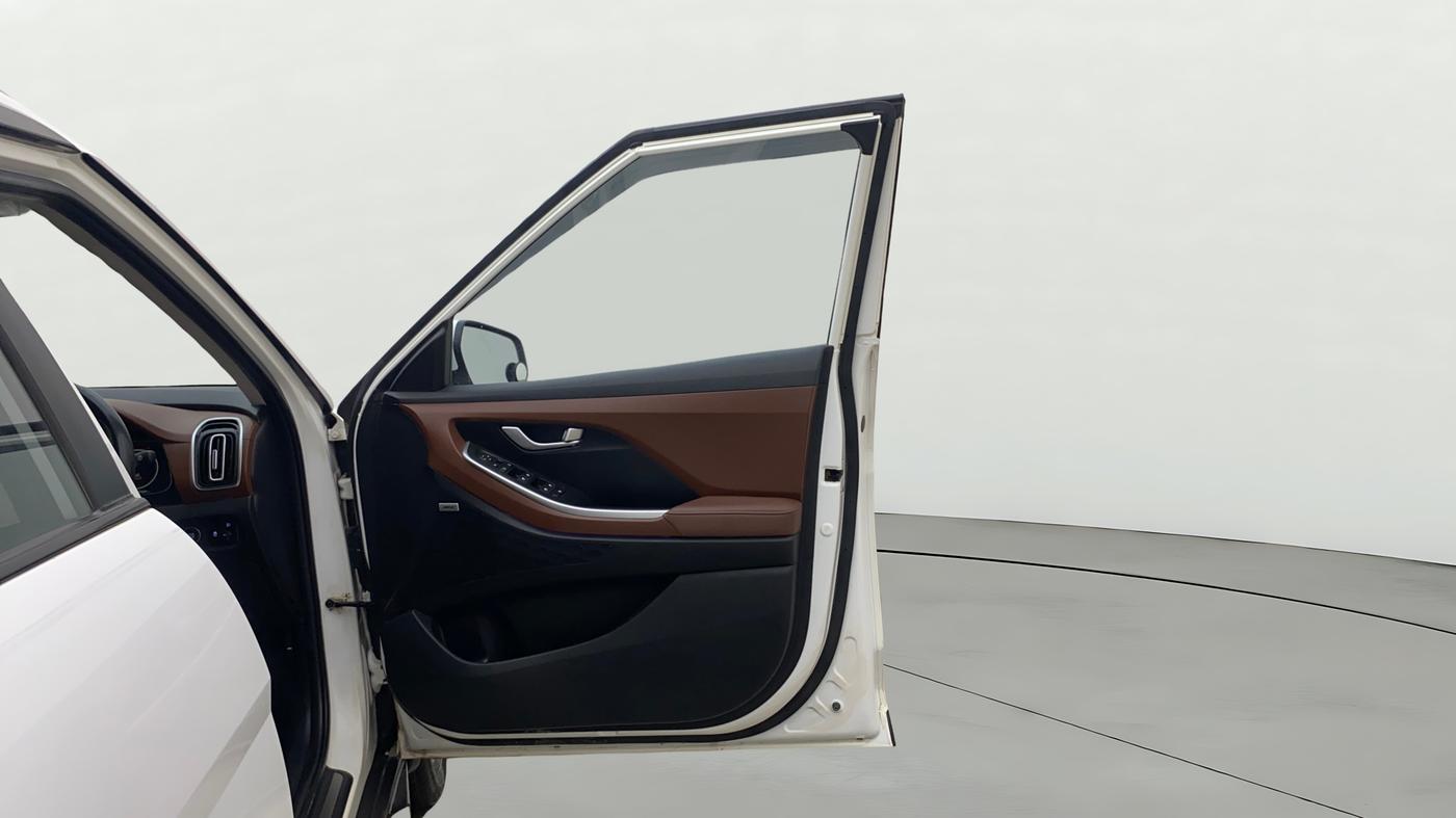 2021 Hyundai ALCAZAR PLATINUM (O) 6STR 2.0 AT, Petrol, Automatic, 1,07,659 km, RHS Front Door