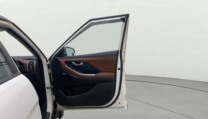 2021 Hyundai ALCAZAR PLATINUM (O) 6STR 2.0 AT, Petrol, Automatic, 1,07,659 km, RHS Front Door