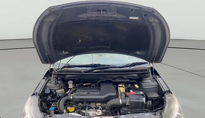 2015 Maruti Ciaz VDI +, Diesel, Manual, 75,134 km, Open Bonet