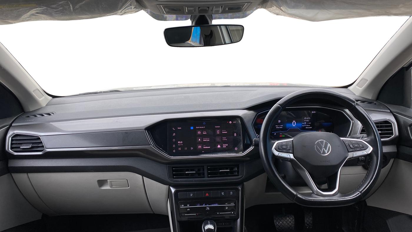 2023 Volkswagen TAIGUN TOPLINE 1.0 TSI AT, Petrol, Automatic, 32,733 km, Dashboard