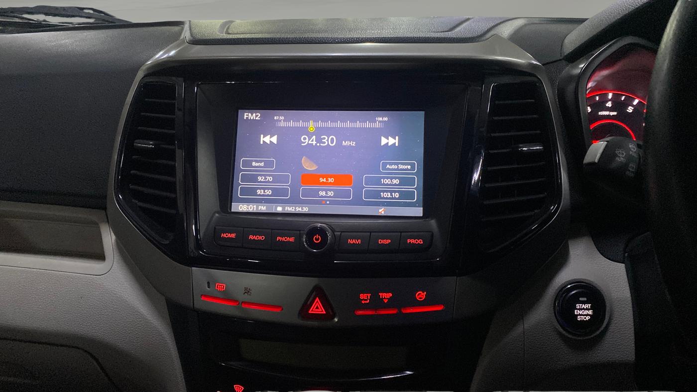 2021 Mahindra XUV300 W8 1.2 PETROL, Petrol, Manual, 67,784 km, Air Conditioner