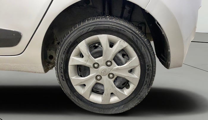 2016 Hyundai Grand i10 SPORTZ 1.2 KAPPA VTVT, Petrol, Manual, 26,923 km, Left Rear Wheel