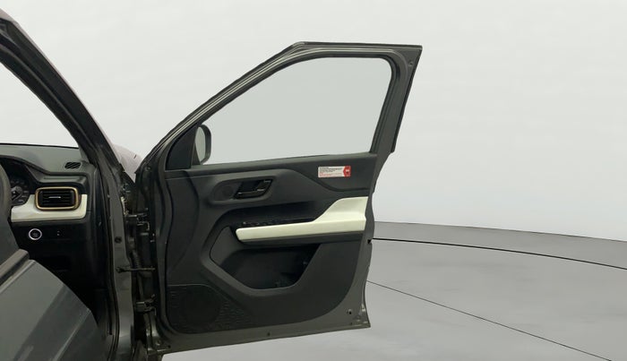 2022 Tata PUNCH ACCOMPLISHED AMT, Petrol, Automatic, 62,619 km, RHS Front Door