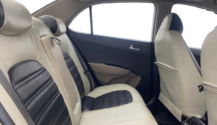 2014 Hyundai Xcent S 1.2, Petrol, Manual, 76,299 km, Right Side Rear Door Cabin