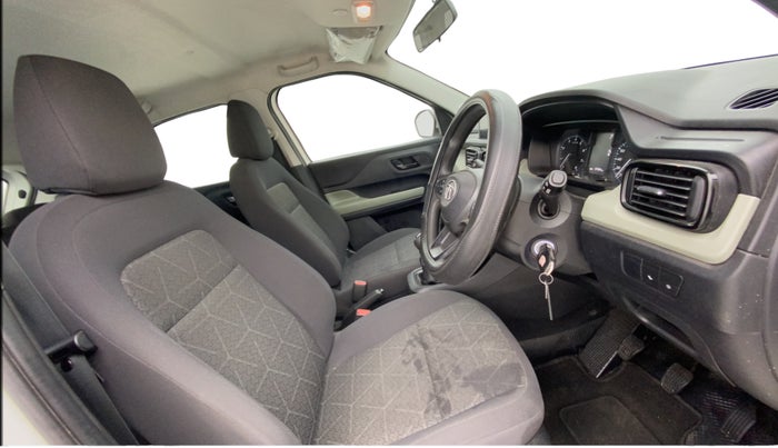 2022 Tata PUNCH ADVENTURE RHYTHM PACK MT, Petrol, Manual, 57,400 km, Right Side Front Door Cabin
