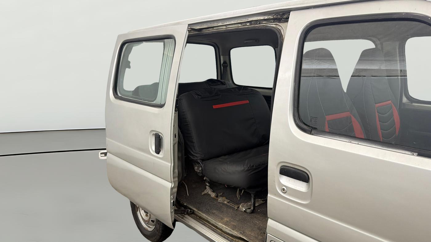 2016 Maruti Eeco 7 STR, CNG, Manual, 91,727 km, RHS Rear Door