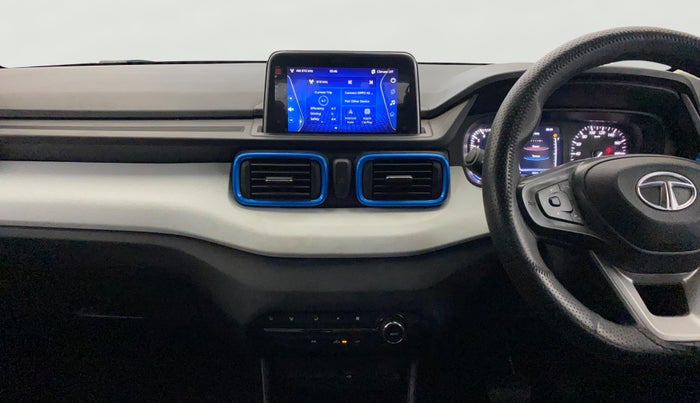 2021 Tata PUNCH CREATIVE AMT 1.2 RTN DUAL TONE, Petrol, Automatic, 31,940 km, Air Conditioner