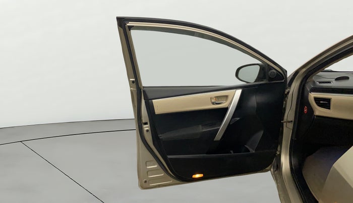 2015 Toyota Corolla Altis G CVT PETROL, Petrol, Automatic, 1,19,580 km, LHS Front Door