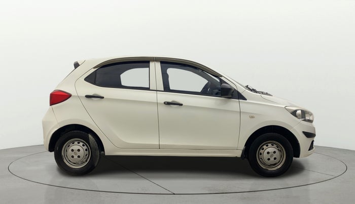 2017 Tata Tiago XM PETROL, Petrol, Manual, 1,46,478 km, Right Side View