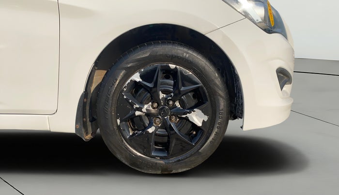 2016 Hyundai Verna 1.6 CRDI S, Diesel, Manual, 91,205 km, Right Front Wheel