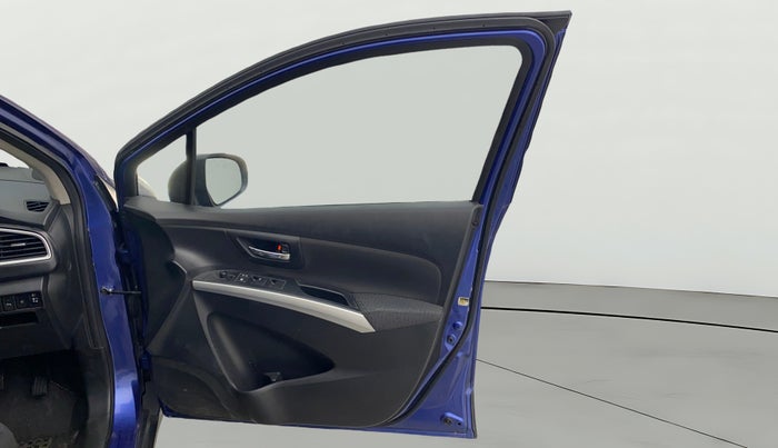 2017 Maruti S Cross ZETA 1.3, Diesel, Manual, 80,301 km, RHS Front Door