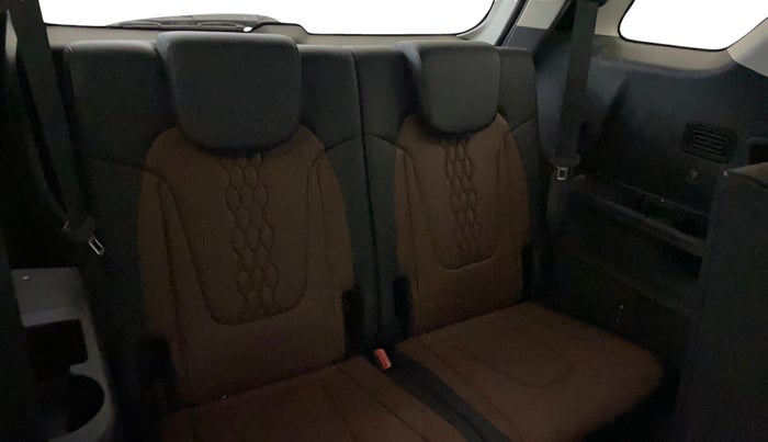 2023 Hyundai ALCAZAR PLATINUM 1.5 TURBO PETROL MT 7STR, Petrol, Manual, 2,045 km, Third Seat Row ( optional )