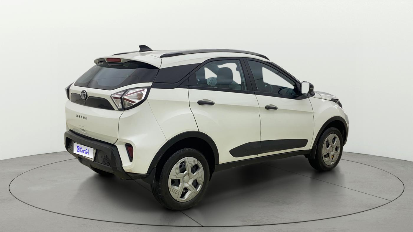 2022 Tata NEXON XM PLUS SUNROOF PETROL, Petrol, Manual, 47,850 km, Right Back Diagonal