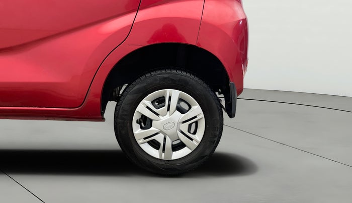 2016 Datsun Redi Go T (O), Petrol, Manual, 17,727 km, Left Rear Wheel