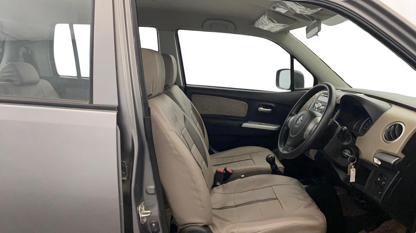 2015 Maruti Wagon R 1.0 VXI, Petrol, Manual, 37,349 km, Right Side Front Door Cabin