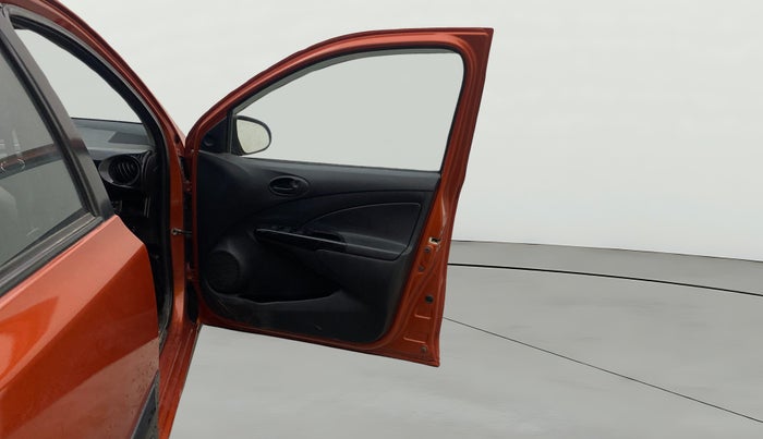 2017 Toyota Etios GD, Diesel, Manual, 86,895 km, RHS Front Door