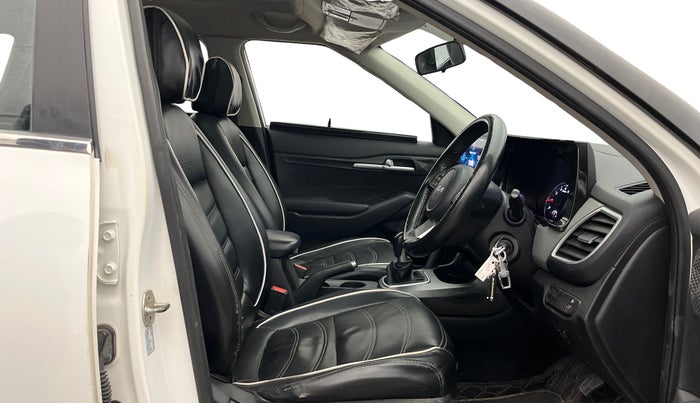 2021 KIA SELTOS HTE 1.5 PETROL, CNG, Manual, 60,780 km, Right Side Front Door Cabin