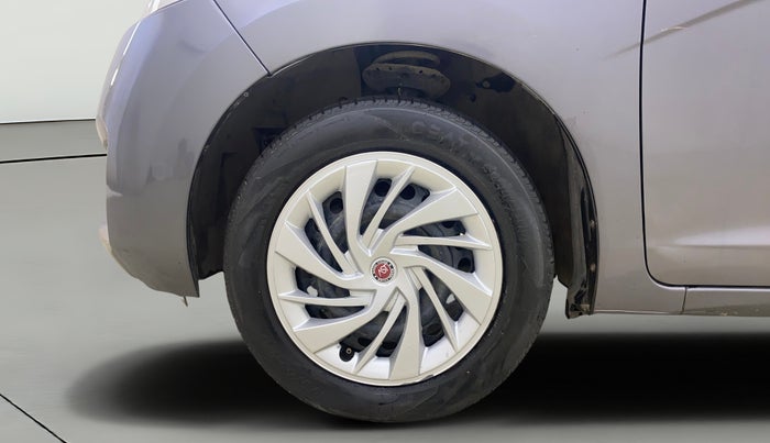 2017 Honda Jazz 1.2L I-VTEC S, Petrol, Manual, 1,24,069 km, Left Front Wheel