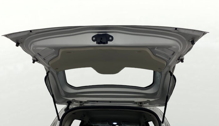 2024 Renault TRIBER RXL MT, Petrol, Manual, 5,369 km, Boot Door Open