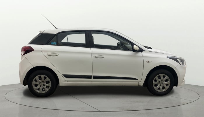 2016 Hyundai Elite i20 MAGNA 1.4 CRDI, Diesel, Manual, 1,12,140 km, Right Side View