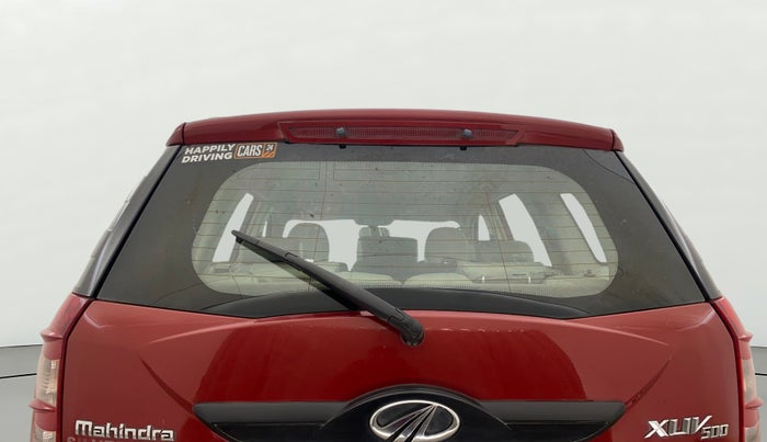 2016 Mahindra XUV500 W4, Diesel, Manual, 1,02,852 km, Rear Windshield