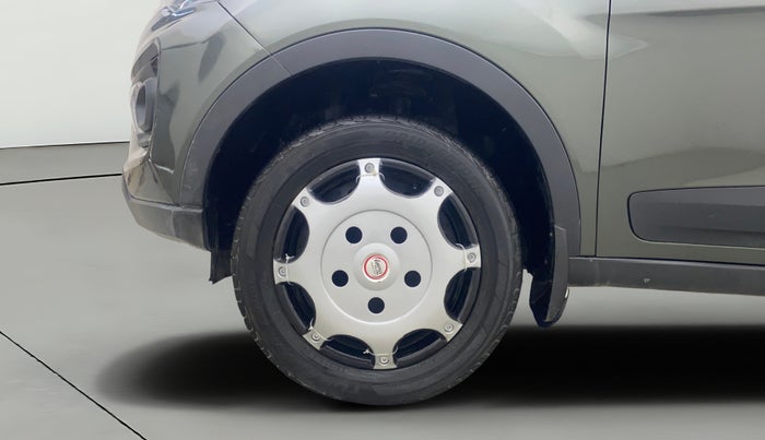 2022 Tata NEXON XMA SUNROOF PETROL, Petrol, Automatic, 17,562 km, Left Front Wheel