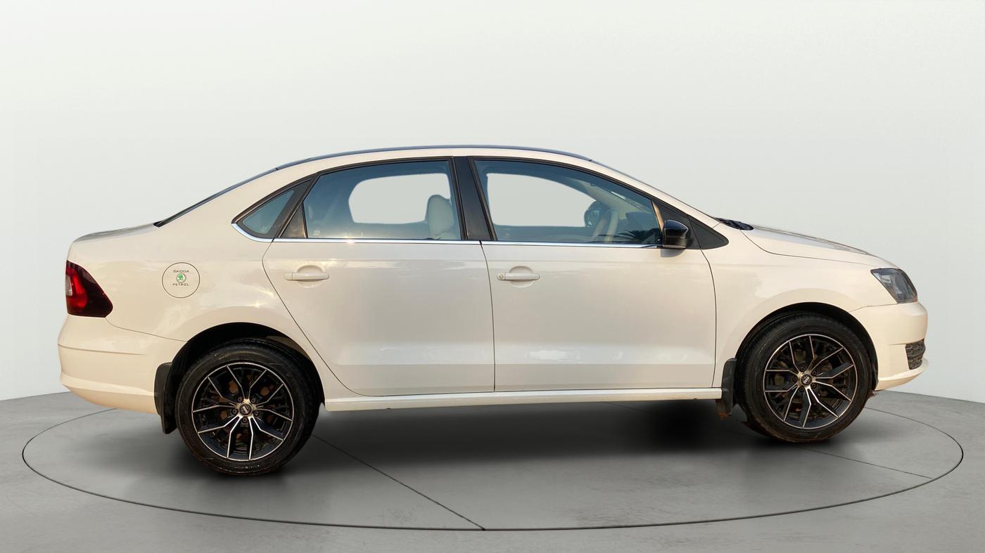 2020 Skoda Rapid ACTIVE 1.0 TSI AT, Petrol, Automatic, 84,807 km, Right Side View