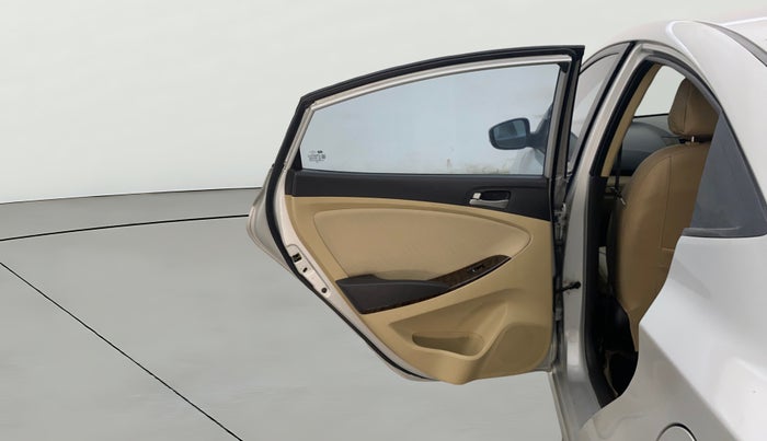 2016 Hyundai Verna 1.6 VTVT SX, Petrol, Manual, 38,980 km, LHS Rear Door