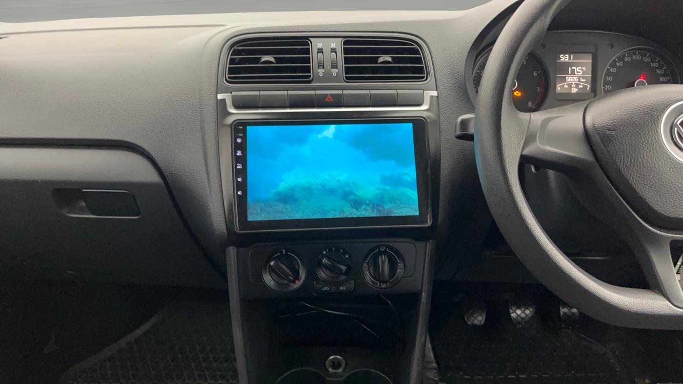 2021 Volkswagen Polo TRENDLINE 1.0L, Petrol, Manual, 58,445 km, Air Conditioner