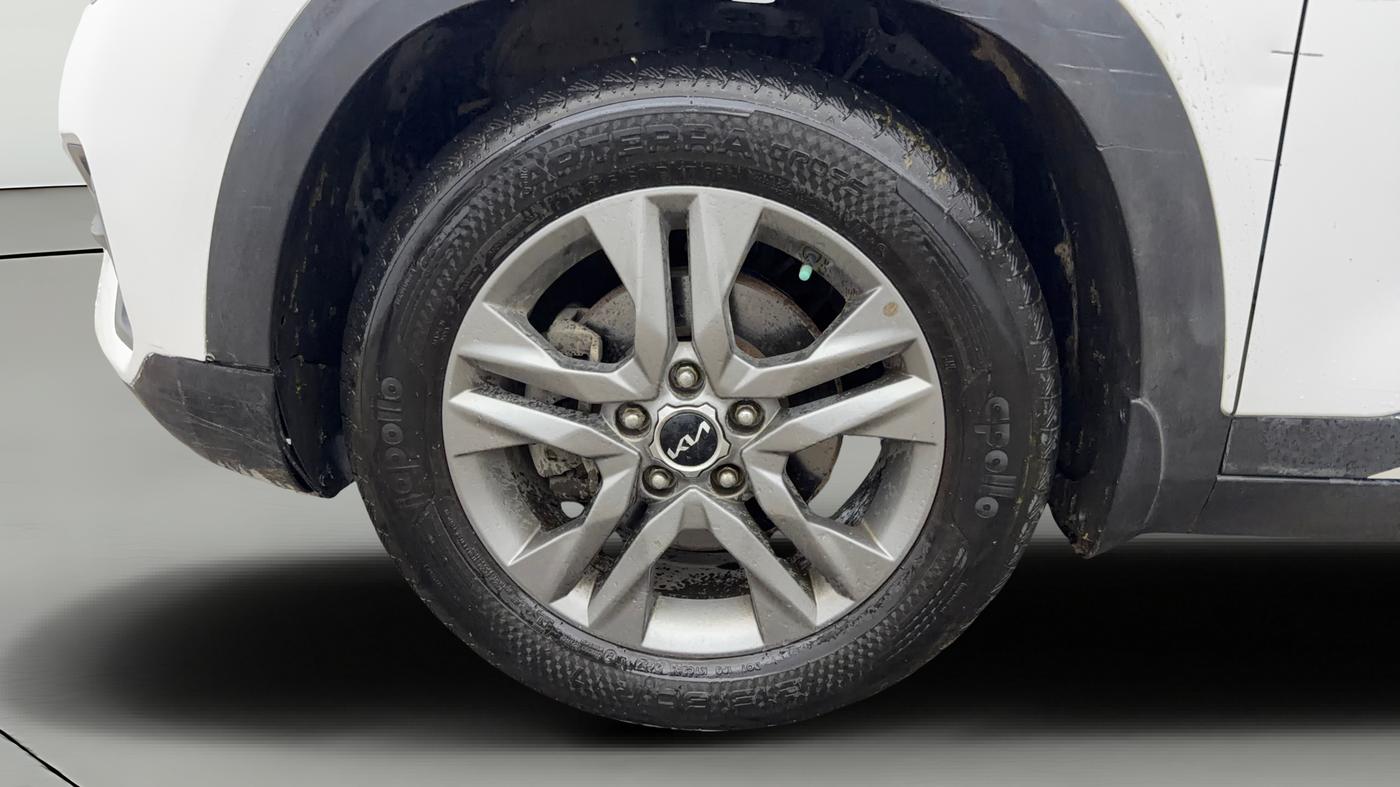 2021 KIA SELTOS HTX IVT 1.5 PETROL, CNG, Automatic, 79,136 km, Left Front Wheel