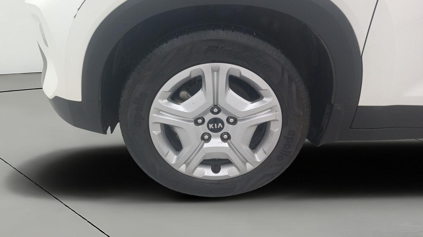 2021 KIA SONET HTK PLUS 1.2, Petrol, Manual, 37,870 km, Left Front Wheel