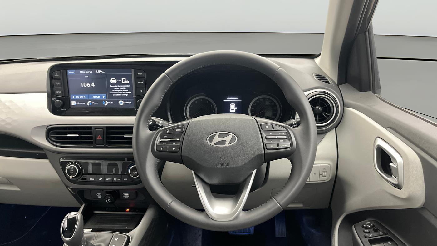 2025 Hyundai GRAND I10 NIOS ASTA AMT 1.2 KAPPA VTVT, Petrol, Automatic, 5,440 km, Steering Wheel Close Up