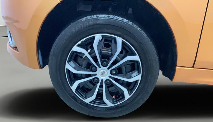 2017 Tata Tiago XZ PETROL, Petrol, Manual, 54,977 km, Left Front Wheel